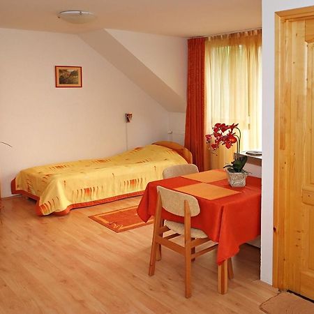 Centrum Apartmanhaz Pécs Exterior foto